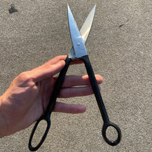 Load image into Gallery viewer, Rug Scissors for Carving and Pile Trimming
